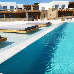 myconian-crown-suites.hotels-in-mykonosisland.net/
